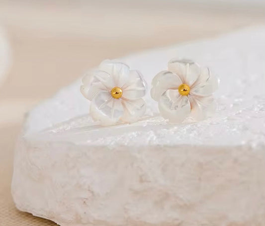 EARRING FLOWER